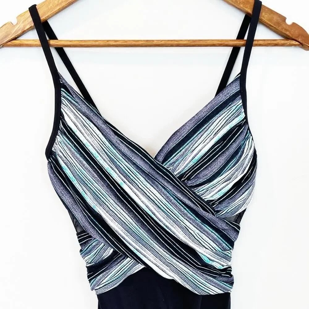 Coco Reef NEW Blue Grotto Sterling V Neck Striped Swimsuit Size 8/32 C/D - Picture 7 of 12